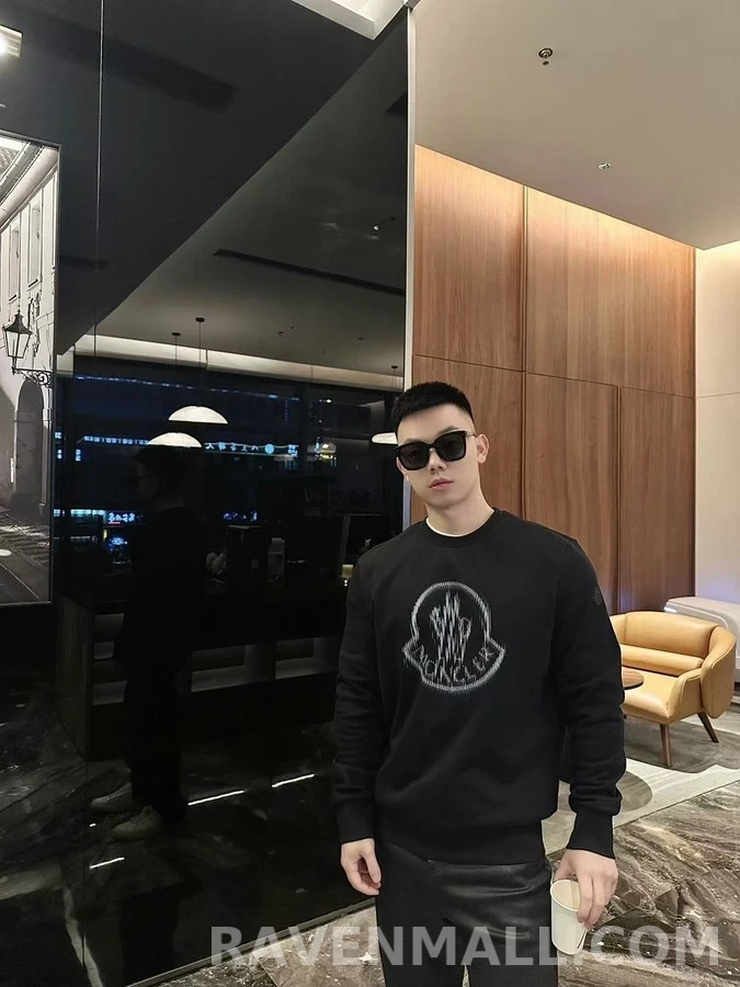 몽클레어 몽클레어 중첩 로고 맨투맨 상세 이미지