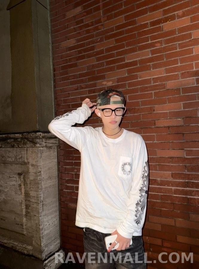 크롬하츠 크롬하츠 홀슈 크로스 긴팔 티셔츠 상세 이미지