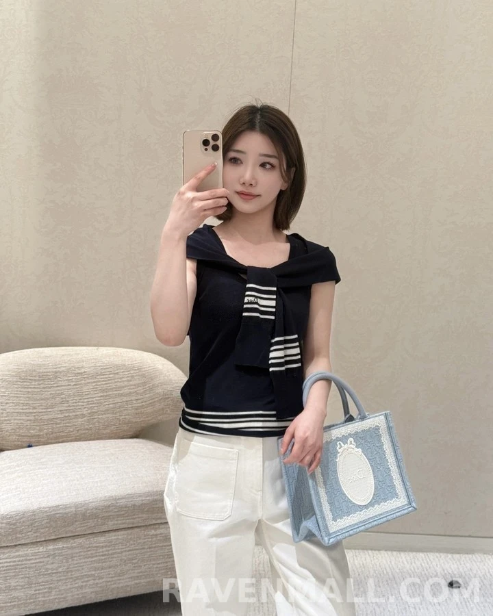 디올 디올 스트라이프 니트 스웨터 상세 이미지