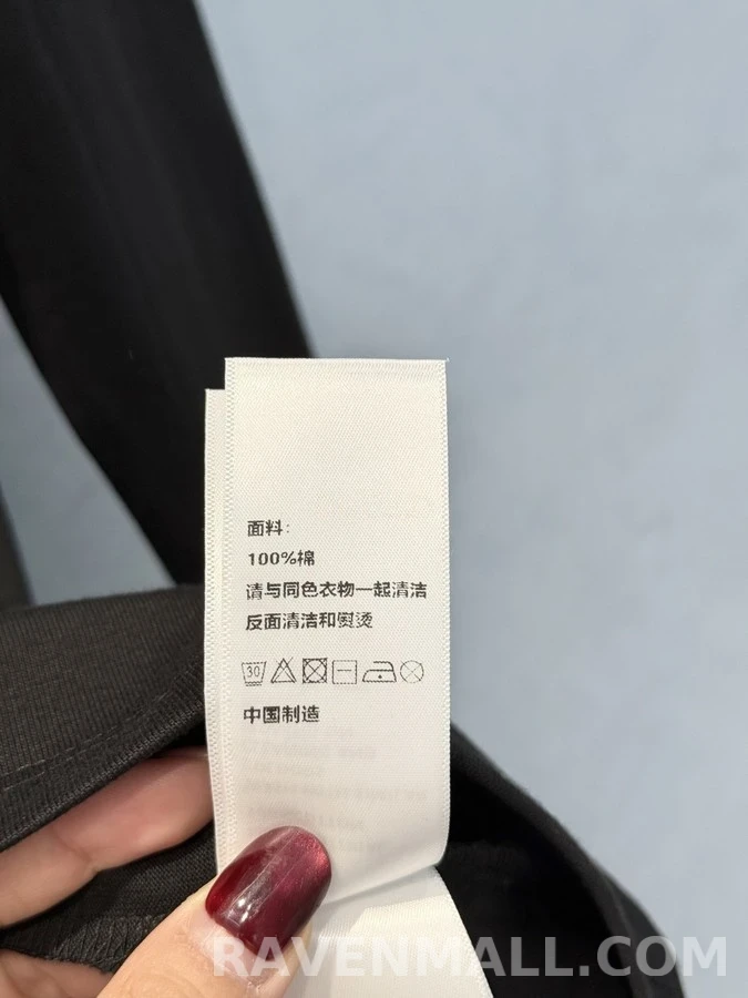 셀린느 셀린느 트리옹프 자수 긴팔 티셔츠 상세 이미지