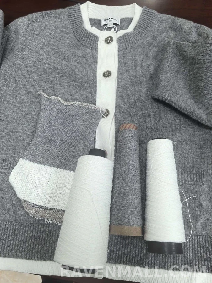 샤넬 샤넬 배색 버튼 가디건 상세 이미지