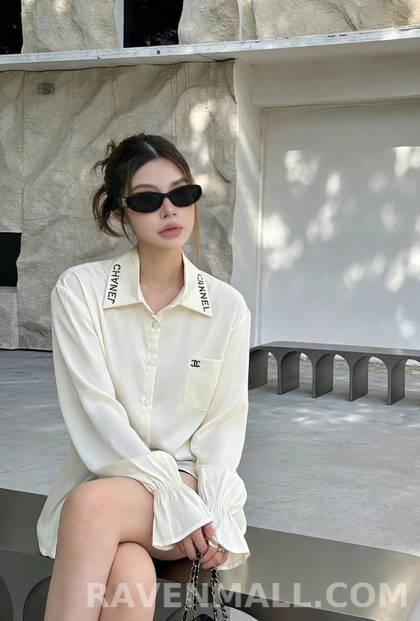 샤넬 샤넬 레터링 새틴 셔츠 상세 이미지
