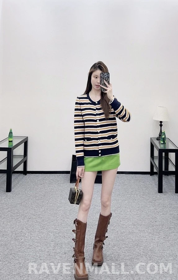 샤넬 샤넬 라운드넥 스트라이프 가디건 상세 이미지