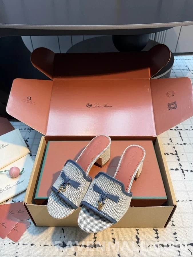 로로피아나 로로피아나 패턴 뮬 샌들 상세 이미지