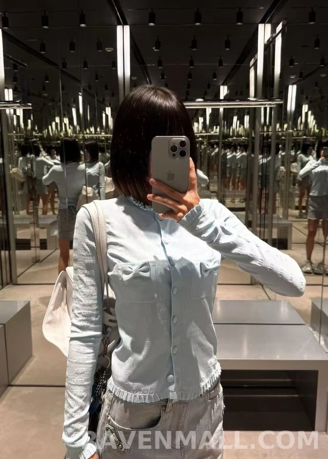 발렌시아가 발렌시아가 러블리 프릴넥 크롭 자카드 니트 가디건 상세 이미지