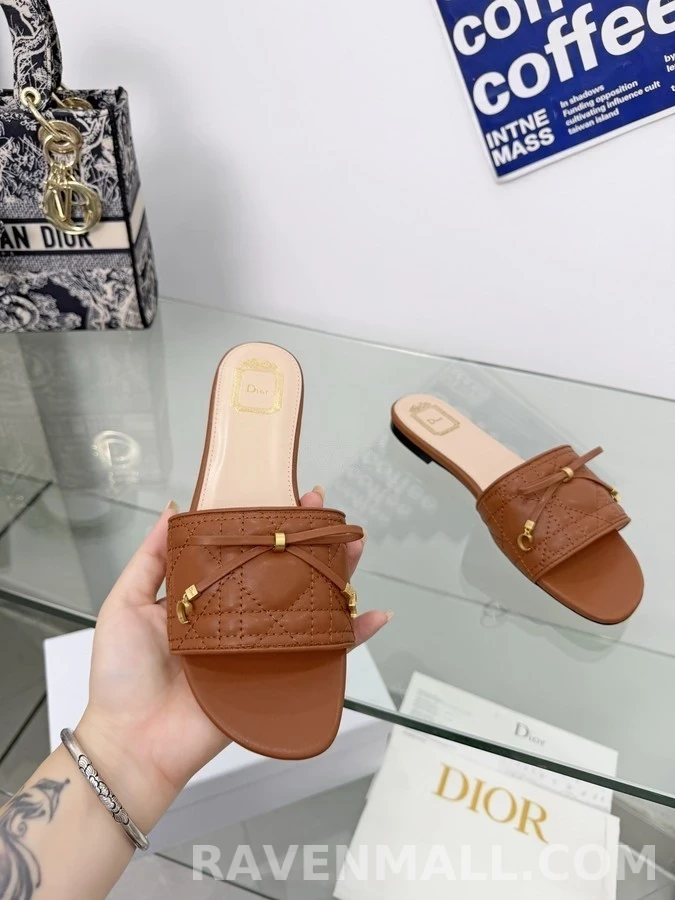 디올 디올 까나쥬 보우 슬라이드 샌들 상세 이미지