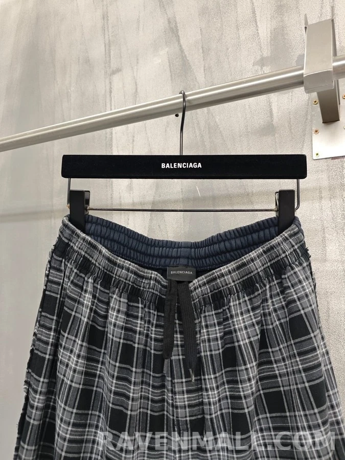 발렌시아가 발렌시아가 체크 배색 와이드 팬츠 상세 이미지