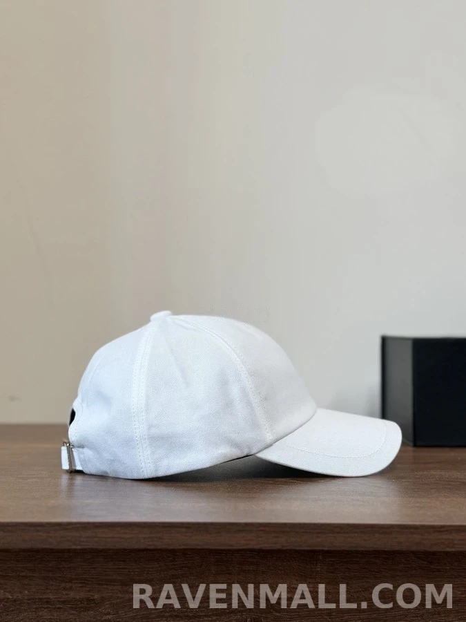 샤넬 샤넬 더블 C 자수 볼캡 상세 이미지