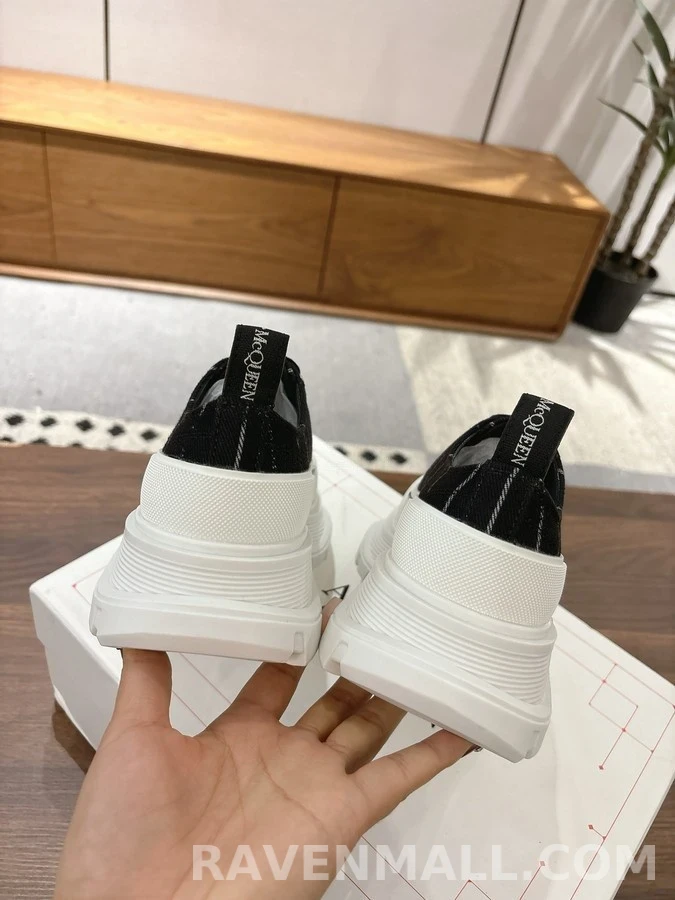 알렉산더 맥퀸 알렉산더 맥퀸 스트라이프 캔버스 플랫폼 스니커즈 상세 이미지