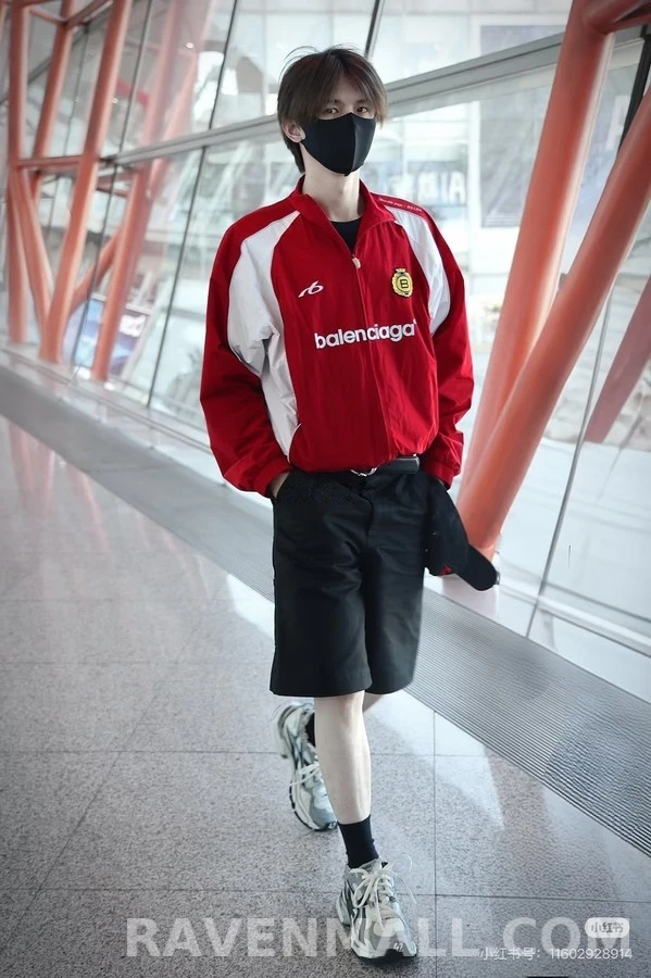 발렌시아가 발렌시아가 황관 자수 트레이닝 팬츠 상세 이미지