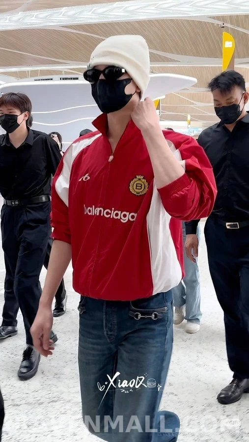 발렌시아가 발렌시아가 황관 자수 트레이닝 팬츠 상세 이미지