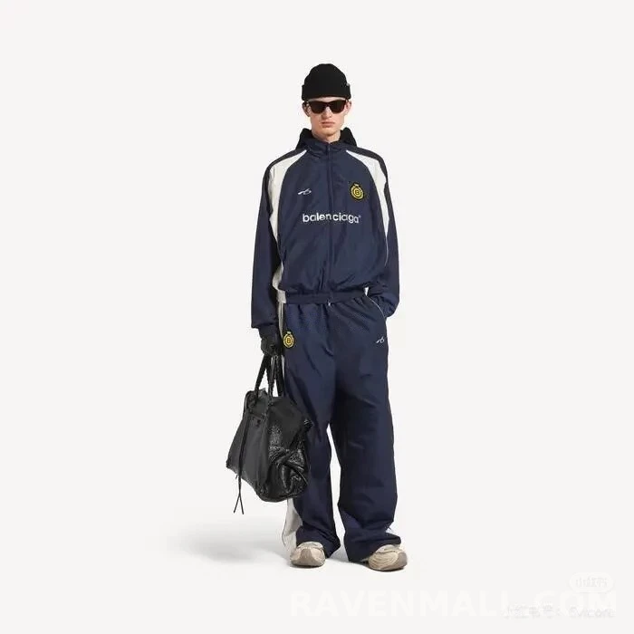 발렌시아가 발렌시아가 크라운 자수 트레이닝 팬츠 상세 이미지