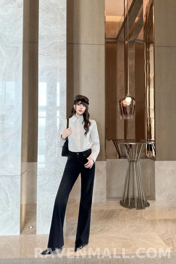 생로랑 세인트로랑 Y 로고 부츠컷 데님 팬츠 상세 이미지