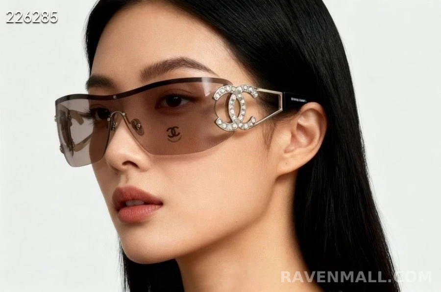 샤넬 샤넬 라인스톤 로고 선글라스 상세 이미지
