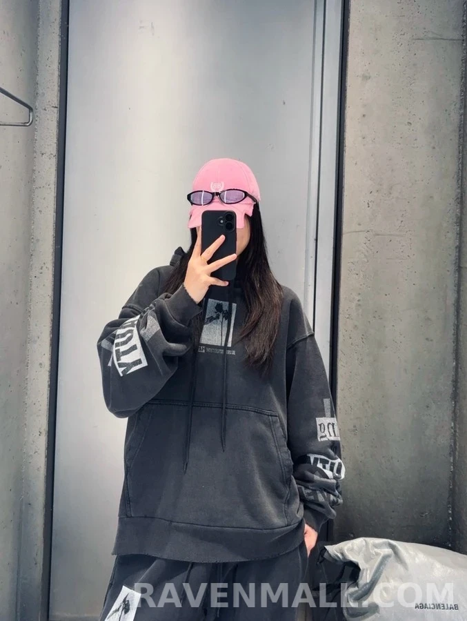 발렌시아가 발렌시아가 장미 워싱 맨투맨 상세 이미지