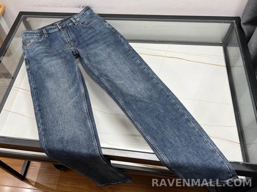 톰포드 톰포드 워시드 데님 팬츠 상세 이미지