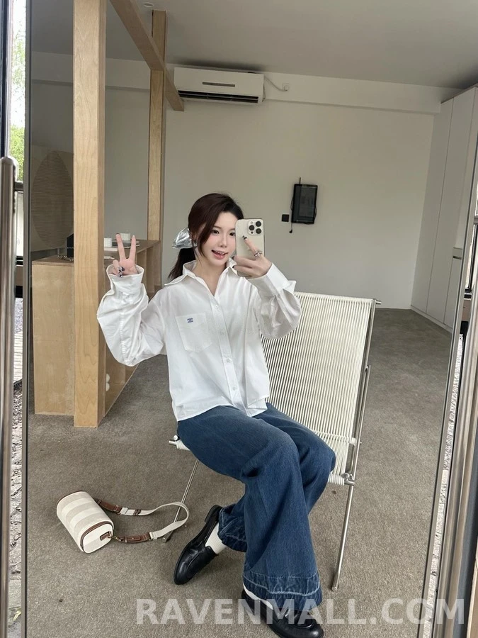 셀린느 셀린느 트리옹프 로고 플레어 데님 팬츠 상세 이미지