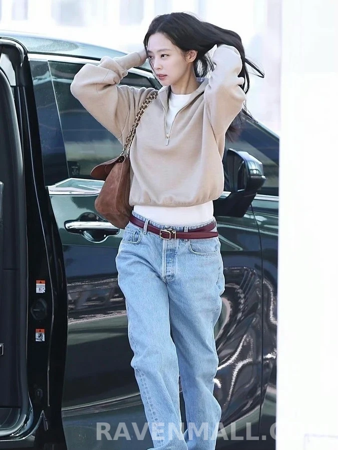 샤넬 샤넬 더블 C 로고 스트레이트핏 데님 팬츠 상세 이미지