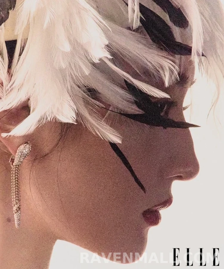 불가리 불가리 세르펜티 다이아몬드 이어링 상세 이미지