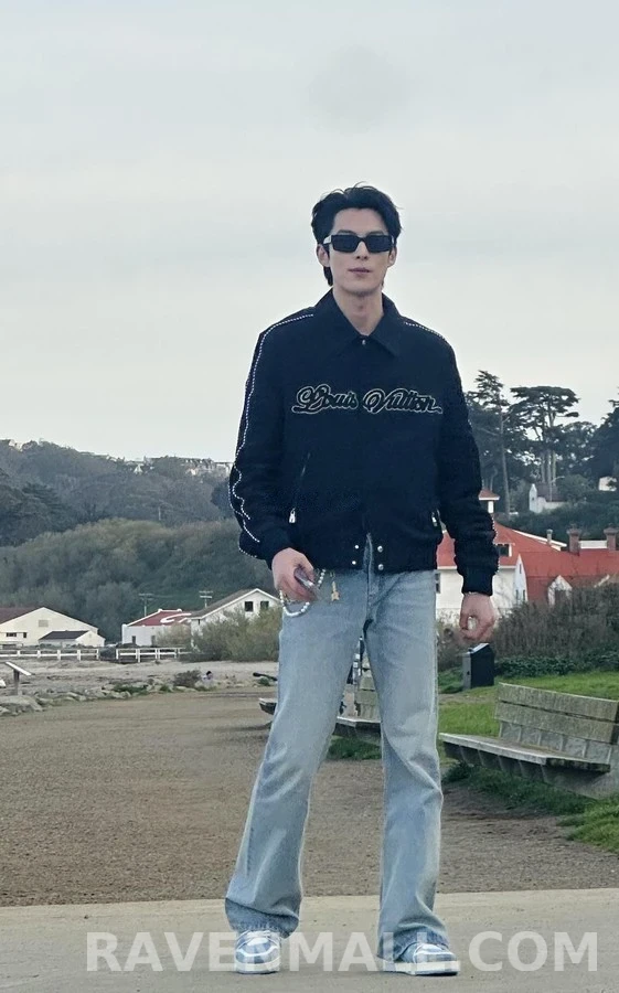 루이비통 루이비통 워싱 와이드 데님 팬츠 상세 이미지