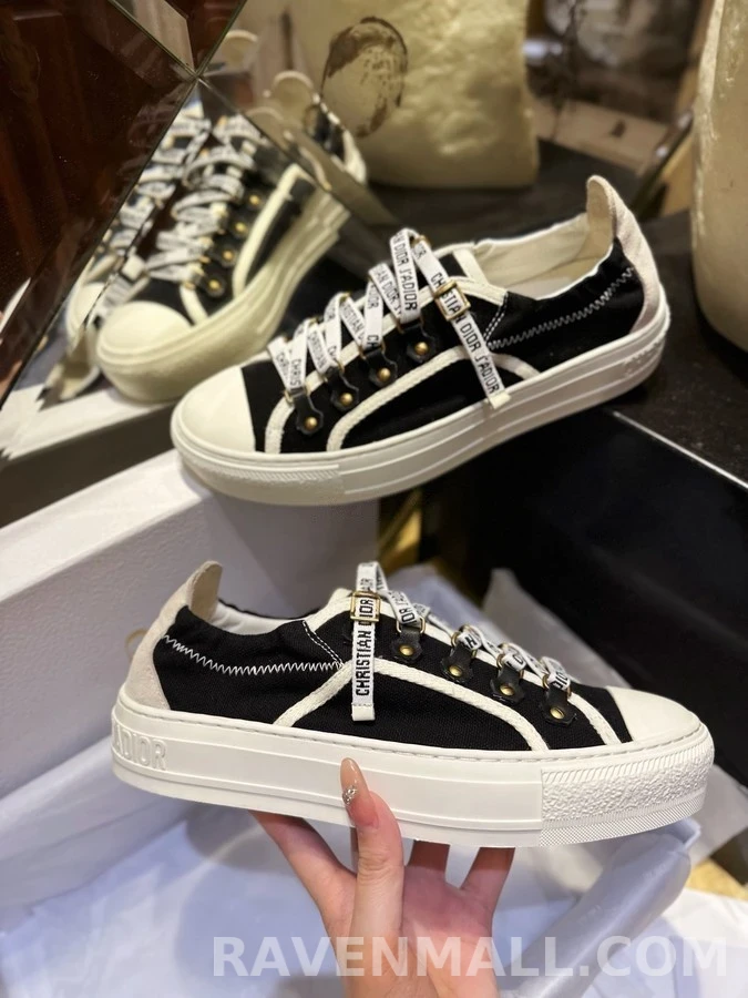 디올 디올 캔버스 레터링 스니커즈 상세 이미지