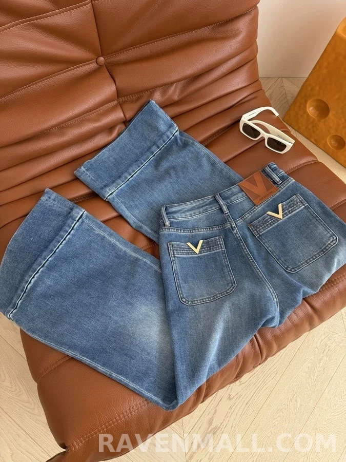발렌티노 발렌티노 V 로고 와이드 커프 데님 팬츠 상세 이미지