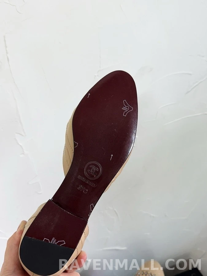 샤넬 샤넬 체인 장식 플랫 슈즈 상세 이미지