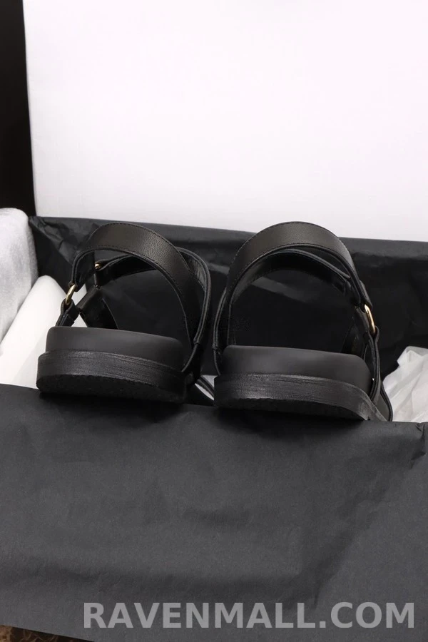 셀린느 셀린느 트리오페 버클 샌들 상세 이미지