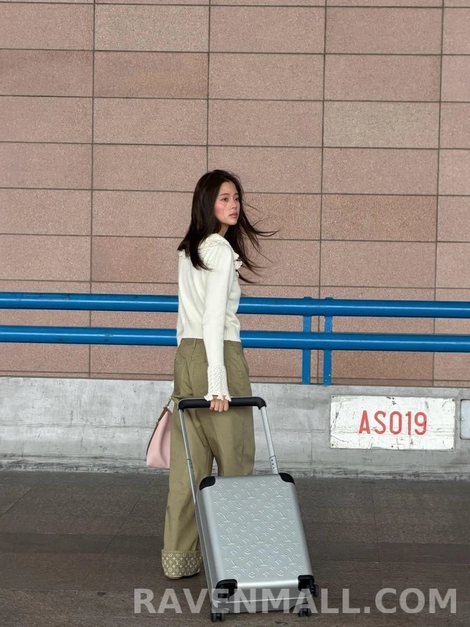 루이비통 루이비통 모노그램 롤업 와이드 데님 팬츠 상세 이미지