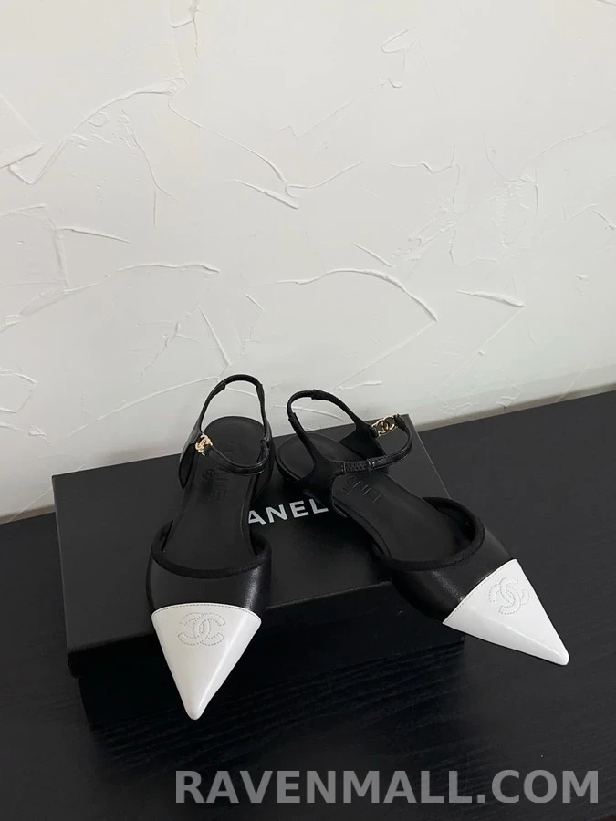 샤넬 샤넬 바이컬러 포인티드 슬링백 플랫 상세 이미지