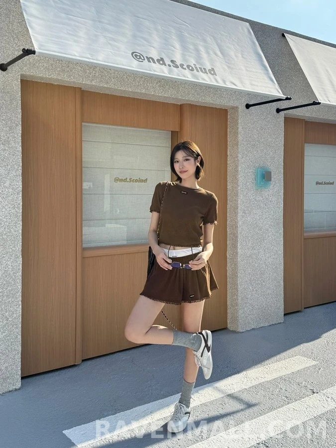 미우미우 미우미우 로고 레이스 플레어 스커트 상세 이미지