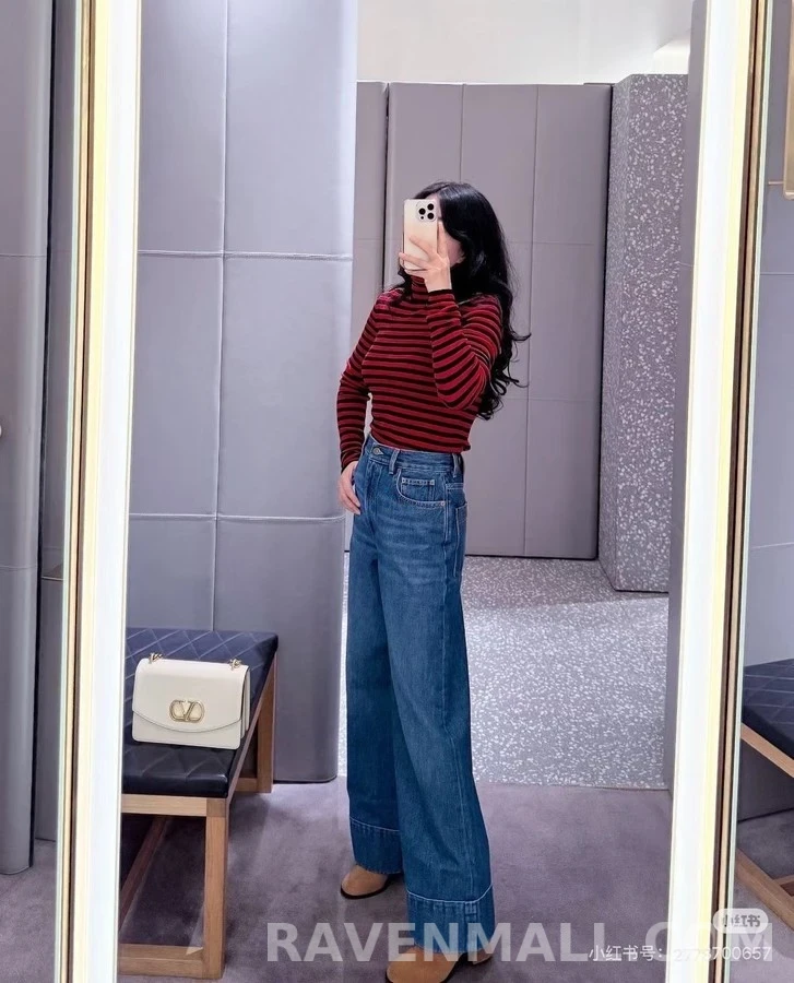 발렌티노 발렌티노 V 로고 와이드 크롭 데님 팬츠 상세 이미지