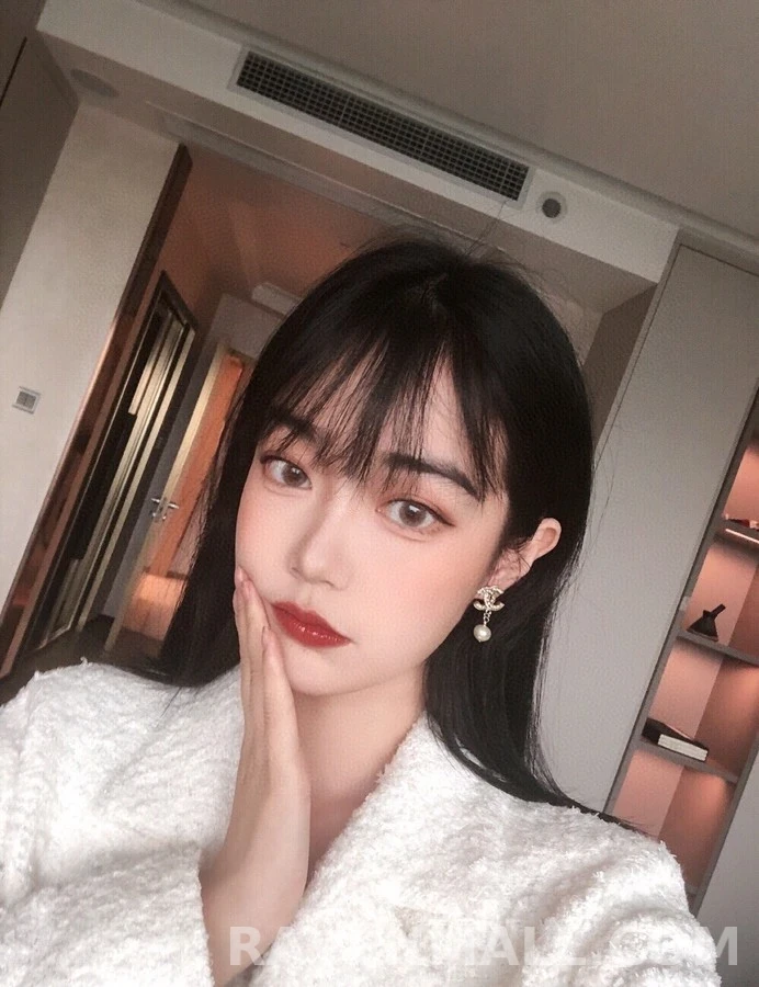 샤넬 샤넬 로고 크리스탈 진주 드롭 귀걸이 상세 이미지