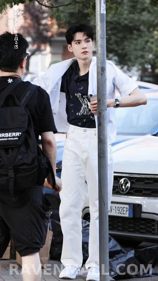 루이비통 루이비통 로고 데님 팬츠 상세 이미지