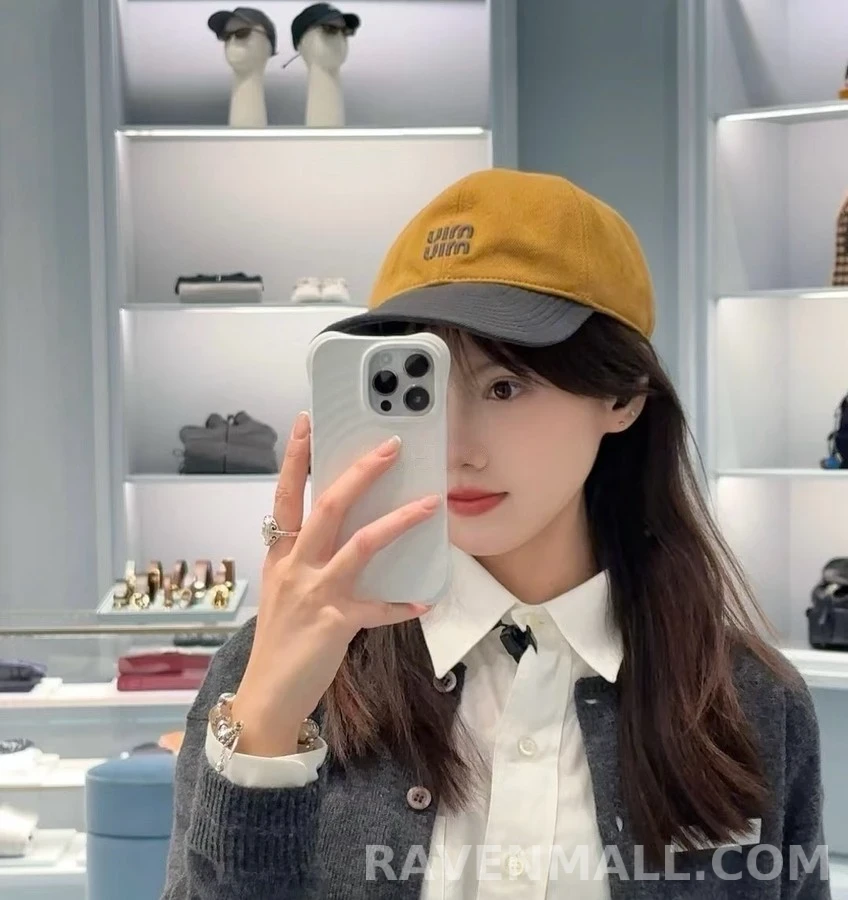 미우미우 미우미우 투톤 로고 볼캡 상세 이미지