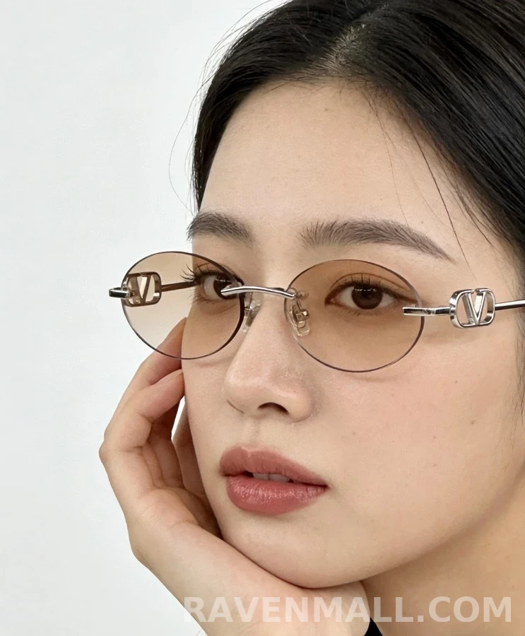 발렌티노 발렌티노 V로고 틴트 림리스 선글라스 상세 이미지