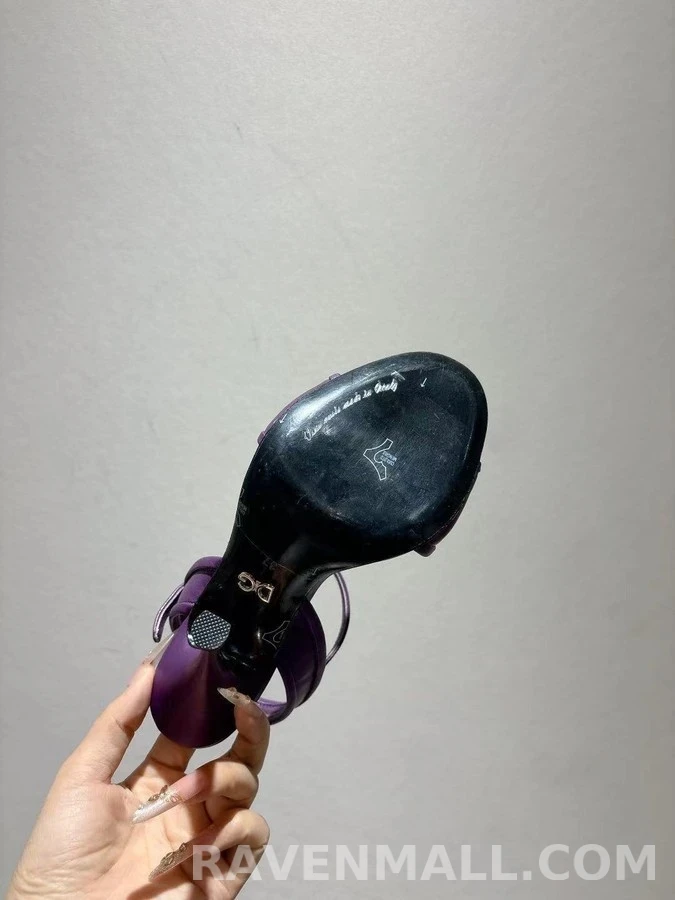 돌체앤가바나 돌체앤가바나 하트 장식 샌들 힐 상세 이미지