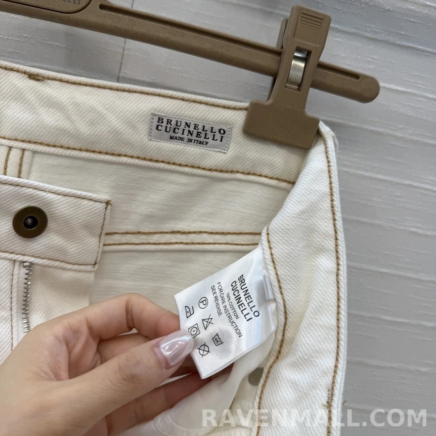 브루넬로 쿠치넬리 브루넬로 쿠치넬리 화이트 올드머니 스트레이트 데님 팬츠 상세 이미지