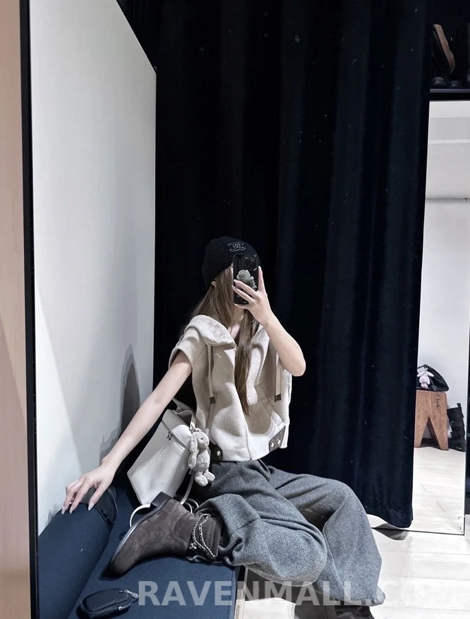 샤넬 샤넬 체인 클로버 스웨이드 앵클 부츠 상세 이미지