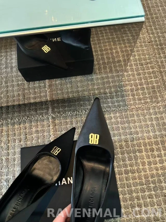 발렌시아가 발렌시아가 로고 펌프스 상세 이미지