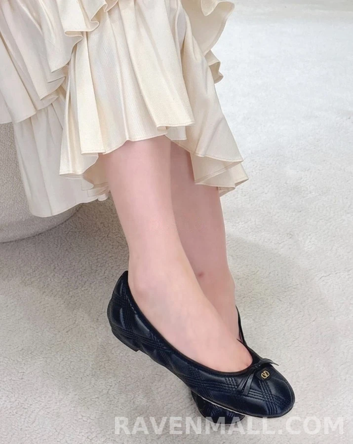 발렌티노 발렌티노 퀼팅 리본 발레 플랫 상세 이미지