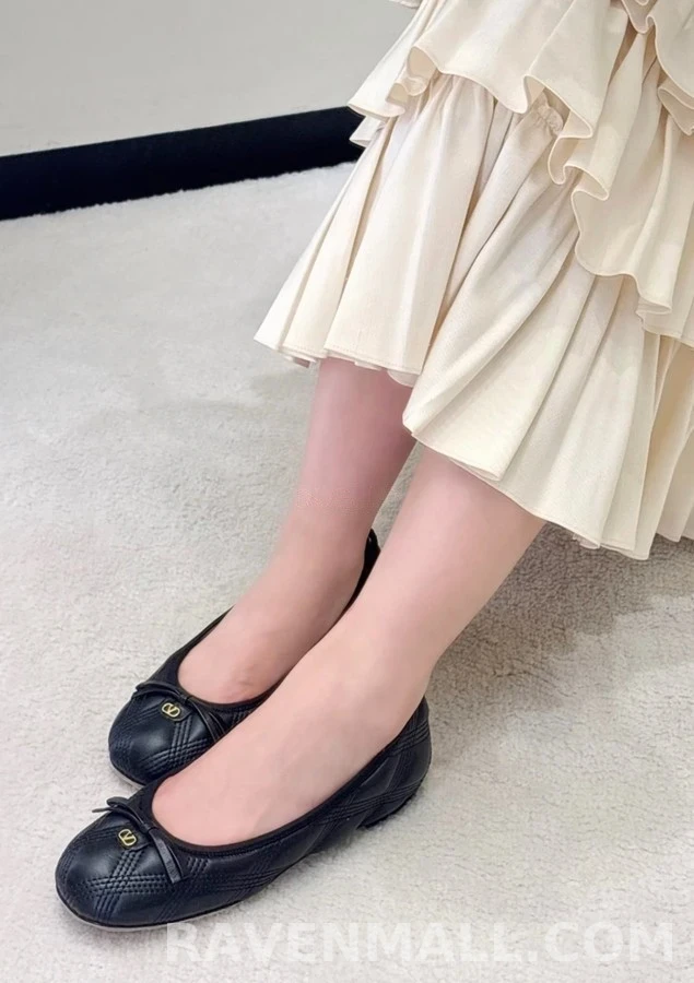 발렌티노 발렌티노 퀼팅 리본 발레 플랫 상세 이미지