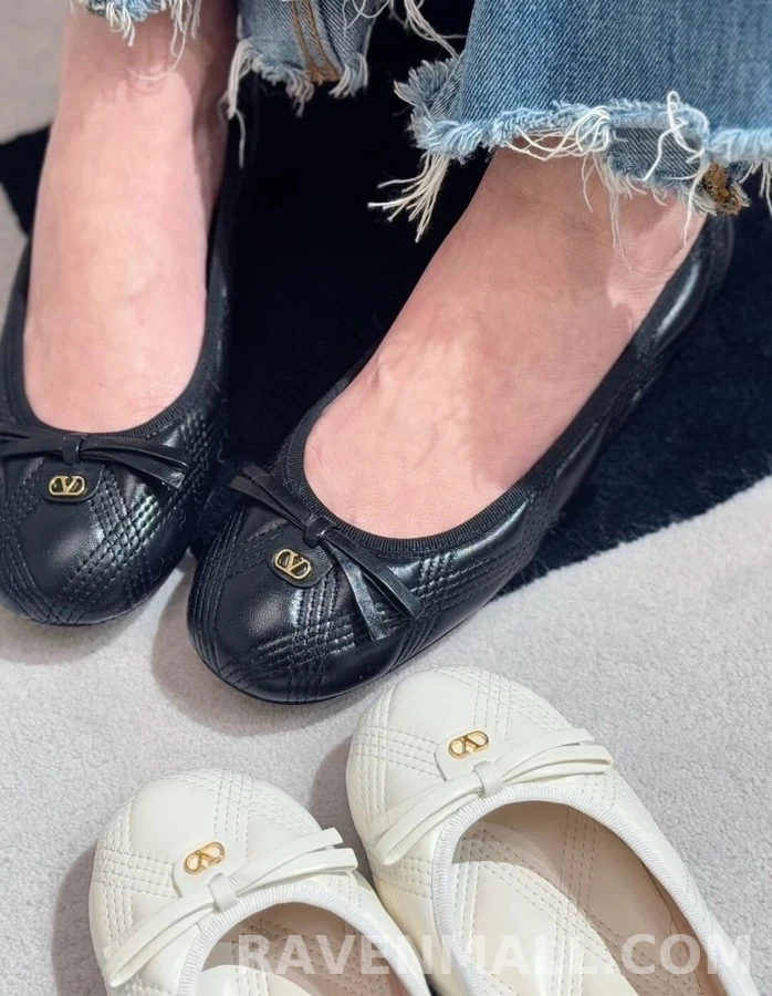 발렌티노 발렌티노 퀼팅 리본 발레 플랫 상세 이미지