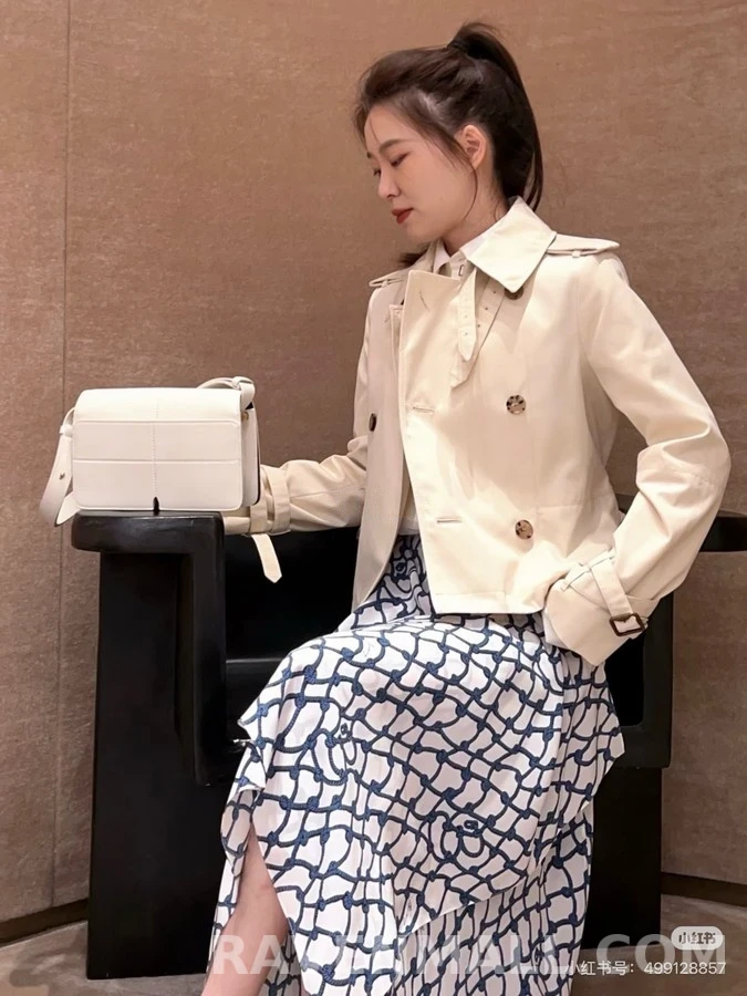 버버리 버버리 더블 브레스티드 숏 자켓 상세 이미지