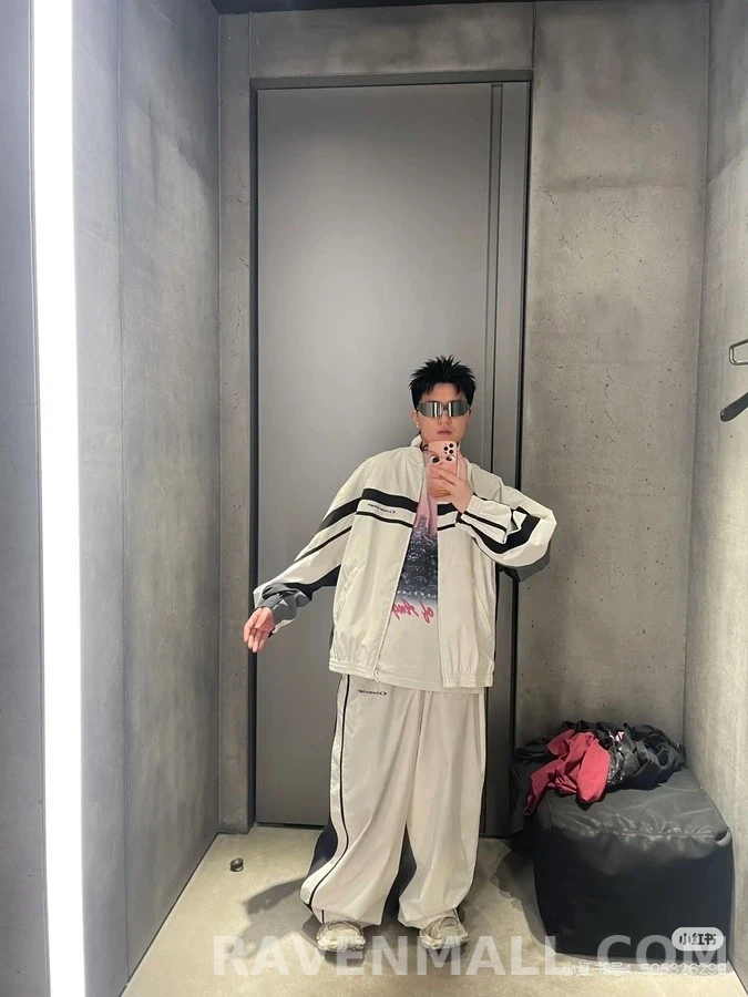발렌시아가 발렌시아가 배색 스트라이프 자켓 상세 이미지