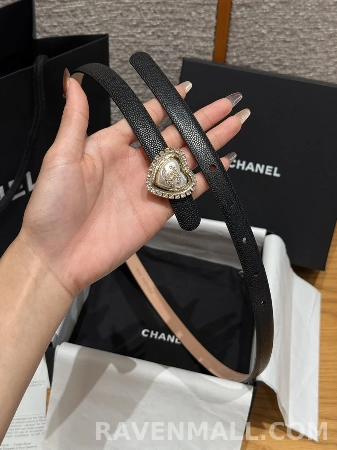 샤넬 샤넬 크리스탈 하트 로고 벨트 상세 이미지