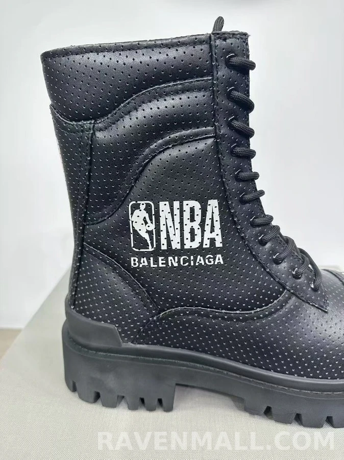 발렌시아가 발렌시아가 NBA 협업 남성 빈티지 블랙 소가죽 펀칭 부츠 상세 이미지