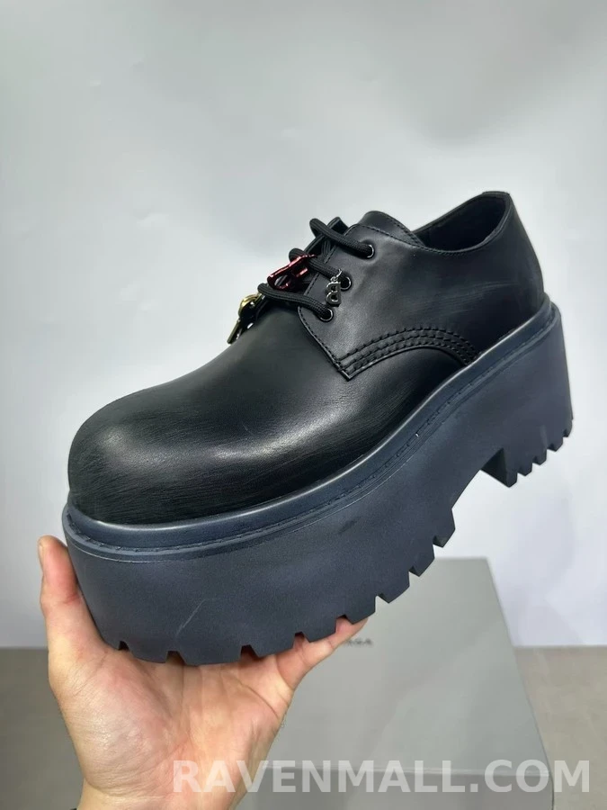 발렌시아가 발렌시아가 블랙 워싱 소가죽 8cm 굽 더비 슈즈 상세 이미지