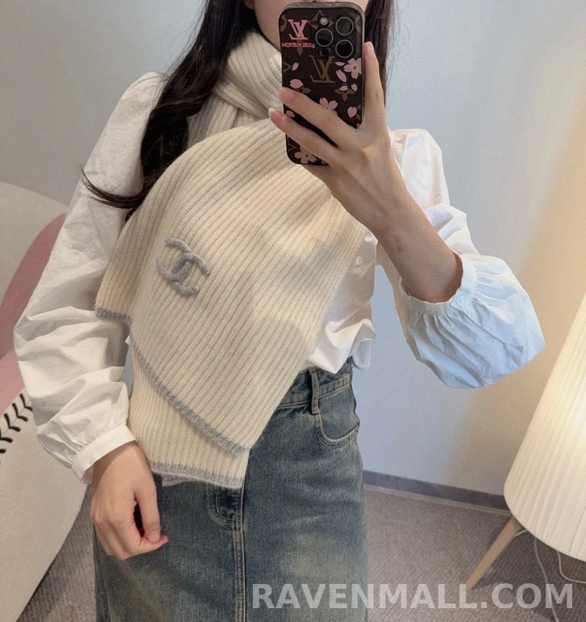 샤넬 샤넬 자수 로고 니트 머플러 상세 이미지