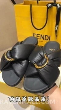 펜디 펜디 크로스 스트랩 D링 샌들 상세 이미지